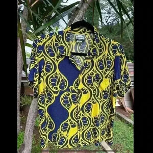 COPY Manuhealii Top Boys Large Button Down Collared Hawaiian Vintage Shirt Aloha